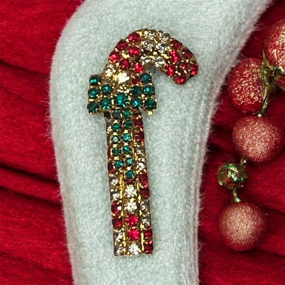 Dorothy Bauer Limited Edition Candy Cane Christmas Holiday Pin Brooch Pendant - Picture 1 of 6